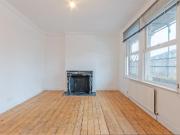 4 bedroom flat to rent