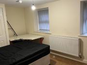 4 bedroom flat to rent