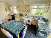4 bedroom flat to rent