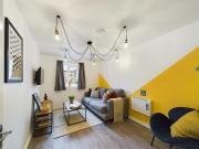 4 bedroom flat to rent