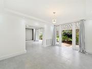 4 bedroom flat to rent