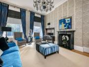 4 bedroom flat to rent