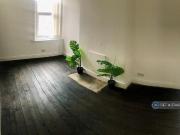 4 bedroom flat to rent