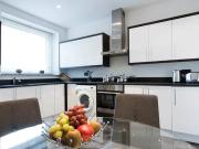 4 bedroom flat to rent