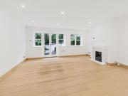 4 bedroom flat to rent