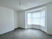 4 bedroom flat to rent