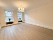 5 bedroom flat to rent