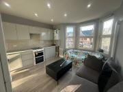 4 bedroom flat to rent