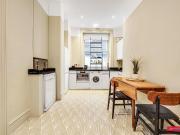 4 bedroom flat to rent