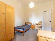 4 bedroom flat to rent