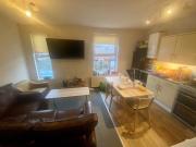 4 bedroom flat to rent