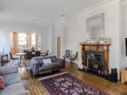 4 bedroom flat to rent