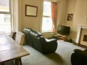 4 bedroom flat to rent