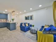 4 bedroom flat to rent