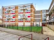 4 bedroom Flat to rent, Cottage Grove, Southsea, PO5...