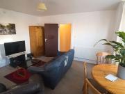 4 Bedroom Flat To Rent in Charminster £2,000 pcm Tenancy...