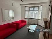 4 Bedroom Flat To Rent In Fairfield Road, Buxton, SK17