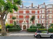 4 bedroom flat for rent in Heath Drive, London, NW3