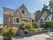 4 Bedroom Home for Rent at 2428 Boyer Ave E, Seattle, WA...