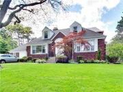 4 Bedroom Home for Rent at 64 Mildenhall Road, Toronto,...