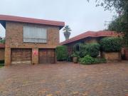 4 bedroom home on the market in glenvista