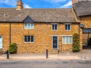 4 Bedroom House Banbury Northamptonshire LS96938508