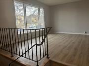 4 bedroom house Bi level Duplex in Beddington