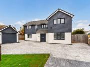 4 Bedroom House Bognor Regis West Sussex 99437401