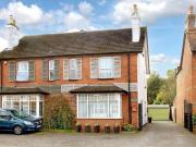 4 Bedroom House Bourne End Buckinghamshire 94577885