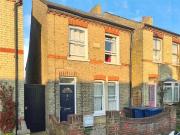 4 Bedroom House Cambridge Cambridgeshire 90149371