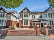 4 Bedroom House Cardiff Cardiff LS95926515