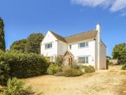 4 Bedroom House Chalford Hill Chalford Hill 93926149