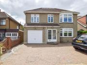 4 Bedroom House Cheshunt Hertfordshire 93413186