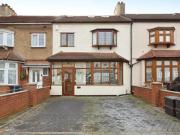 4 Bedroom House Epping Forest Greater London 88633720