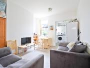 4 bedroom house for rent in 13 Warwick Street,...