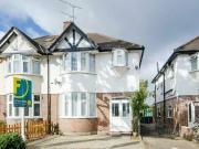 4 bedroom house for rent in Avalon Road West Ealing...