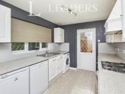 4 bedroom house for rent in Clipstone Gardens, Oakwood,...