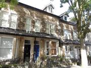 4 bedroom house for rent in Glebe Avenue, Harrogate,...