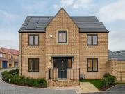 4 bedroom house for rent in Kingfisher Drive,...