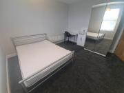 4 bedroom house for rent in Knowle Mount, Leeds, LS4