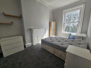 4 bedroom house for rent in Moorland Road, Leeds, LS6