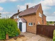 4 bedroom house for rent in Roundfield Avenue,...