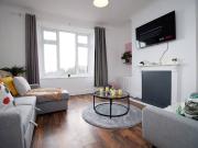 4 bedroom house for rent in Swansea