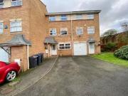 4 bedroom house for rent in Waterside Close, Bordesley...