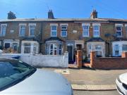 4 bedroom terraced house for sale