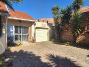 4 Bedroom House For Sale in Beyers Park