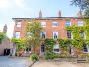 4 Bedroom House For Sale In Brentwood, Essex