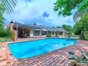 4 Bedroom House For Sale in Constantia Kloof
