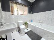 4 Bedroom House For Sale in Constantia Kloof