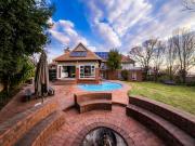 4 Bedroom House For Sale in Cornwall Hill